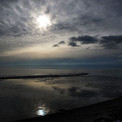 фото "A Grey Day At The Ocean"