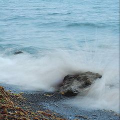 фото "Поспорили вода и камень - 2"