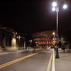 фото "Колизей , улица , фонарь..."