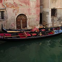 photo "Pink Venice gondola"