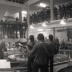 фото "Концерт ВИА в цехе..."