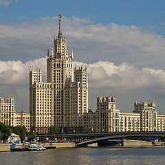photo "Skyscraper on Kotelnicheskaya Enb"