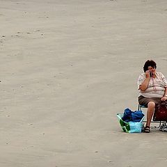 фото "Cellular telephone at the beach"