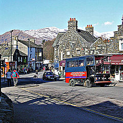 фото "Старый автобус на улицах  Ambleside"
