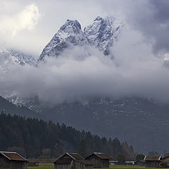 фото "Alpspitze and Waxenstein"