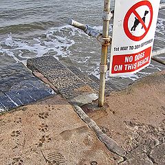 фото "Про знаки у моря или Культурное предупреждение"