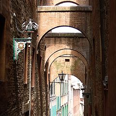 photo "small streets of Siena"