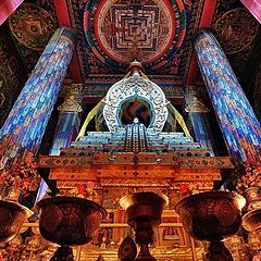 photo "Stupa-tomb of the Tenth Panchen Lama"