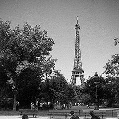 photo "SYMBOLS - Eiffel Tower"