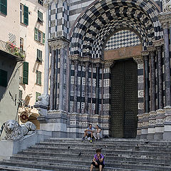 фото "На ступенях собора в Генуе"