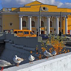 фото "Нету лишнего билетика?"