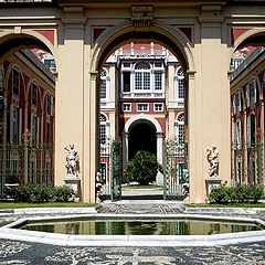 фото "historical garden in Genoa, Palzzo reale"