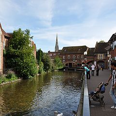 фото "Avon river in Salisbury, Wiltshire, UK"