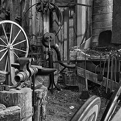 фото "Wheelwright Shop in Black and White"