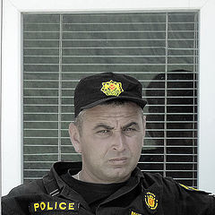 photo "Georgian policeman..."