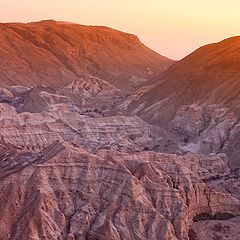 фото "Sunrise in the desert mountains"