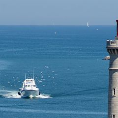 photo "entering in the port; Séte , south of France"