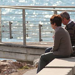 фото "speaking watching the  sea"