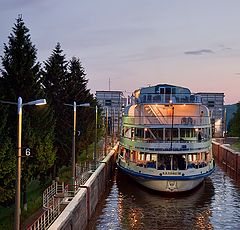 photo "night gateway"