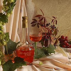 фото "Первый  дар  молодой  лозы (розовый  виноград)"
