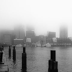 фото "затеряный в тумане город"