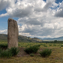 фото "Менгиры. Ах-Тас (Белый Камень)"