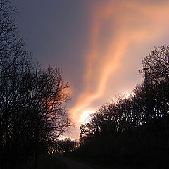 фото "Необычная игра света на облаке"