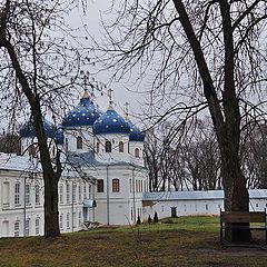 фото "Крестовоздвиженский собор Юрьева монастыря."