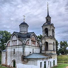 фото "Церкови ИСИДОРА ТВЕРДИСЛОВА в Ростове Великом"