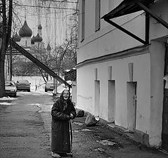 фото "В старом городе старый человек"