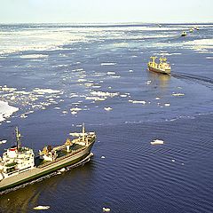 фото "Карское море.Караван идёт в  Дудинку."