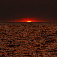 фото "Dramatic sunset on the Black Sea."