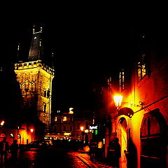 фото "Ночная башня и улица"