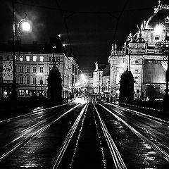 photo "Ночные дома и трамвайные пути"