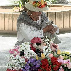 фото "in old costume selling flowers"