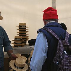 photo "seller of hats"