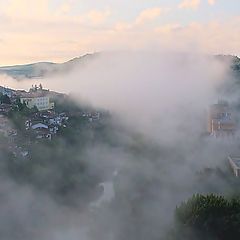 фото "Велико Тырново - утро в тумане"