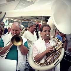 photo "performance in the street"