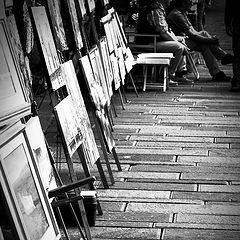 photo "selling paintings in the street"