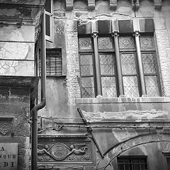 фото "historical center in Genoa, Italy"