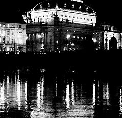 photo "Ночной вид на Национальный театр и Влтаву"
