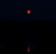 фото "Красная луна 18-го года."