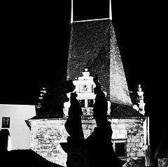 photo "Ночная башня и статуи"