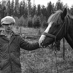 фото "1974 г. Сенокос под Прокофьевкой. Верные друзья."