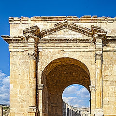 photo "Colonnade Strret Gate in Jerash"