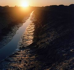 фото "Восход солнца над канавой"
