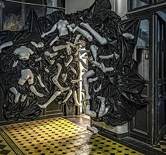 фото "Инсталляция"