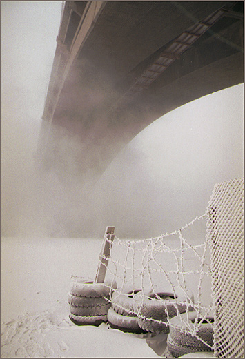 photo "Bridge Over Cool Water (-33F or -35C)" tags: misc., 