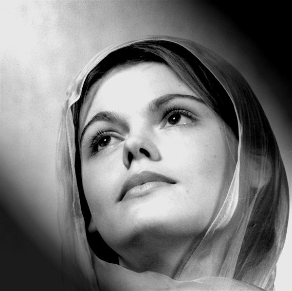 photo "The Land of Dreams" tags: portrait, woman