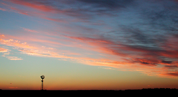 фото "Sunset on the farm." метки: пейзаж, закат